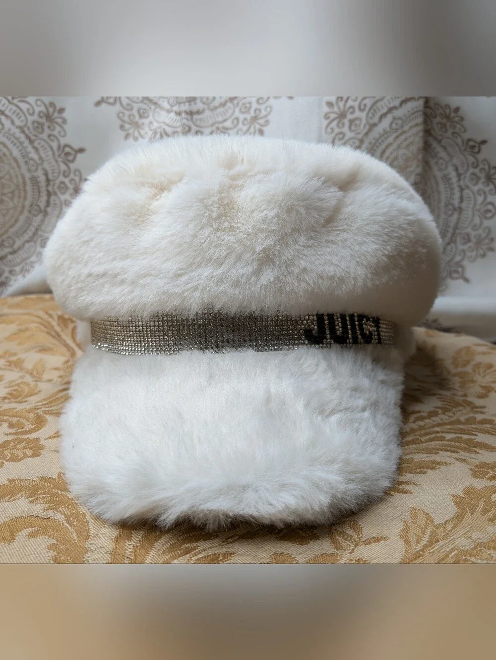 NWT Juicy Couture White Faux Fur Rhinestone Logo Brimmed Women's Cap Hat